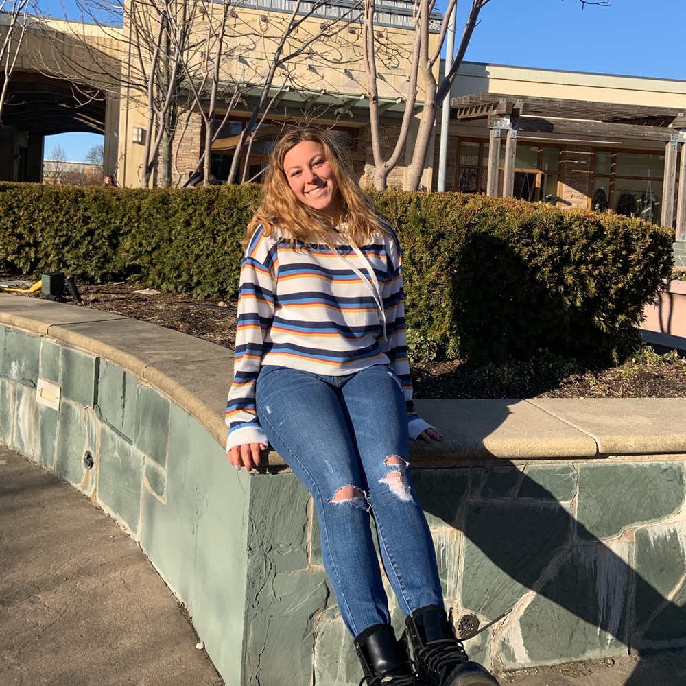Meet your Posher, Marissa
